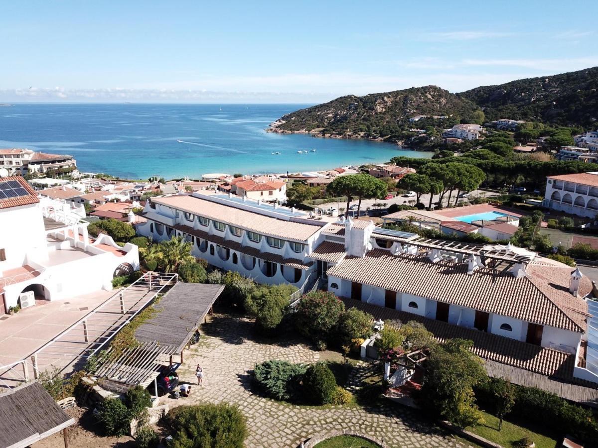 Hotel Punta Est Baja Sardinia Bagian luar foto